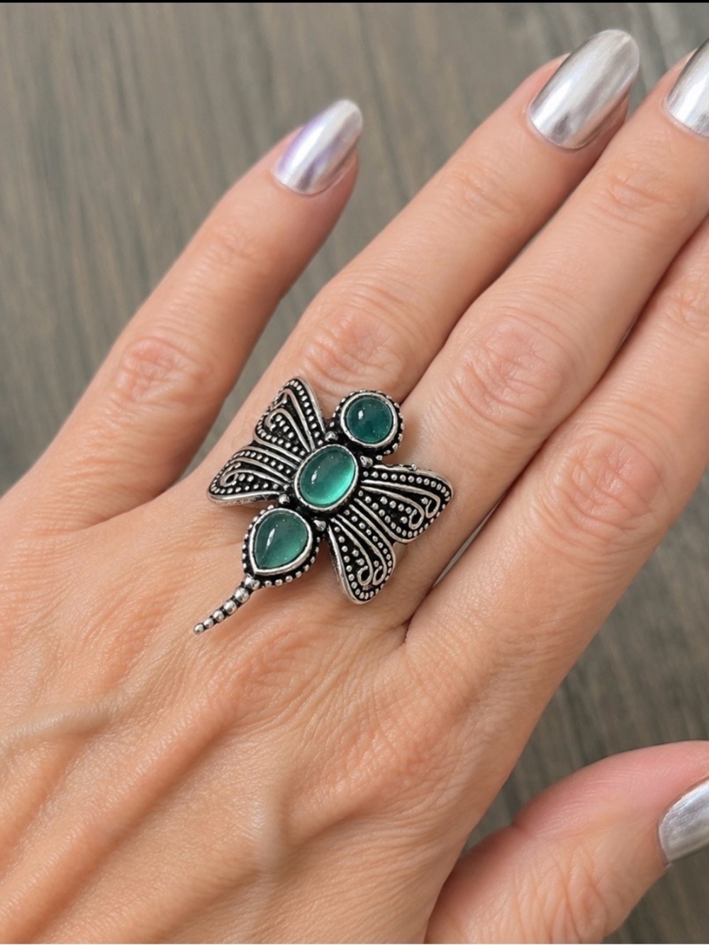 Green Onyx Gemstone Dragonfly Ring - Picture 1 of 3